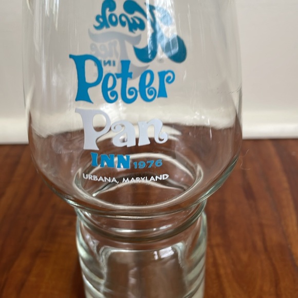 💙Kapok Tree Inn, Peter Pan Inn Glass - Picture 4 of 5